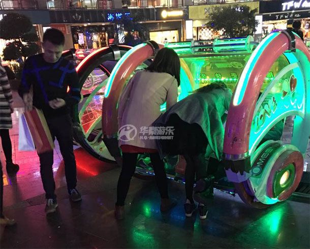 華秦游樂-廣西靈山步行街項目